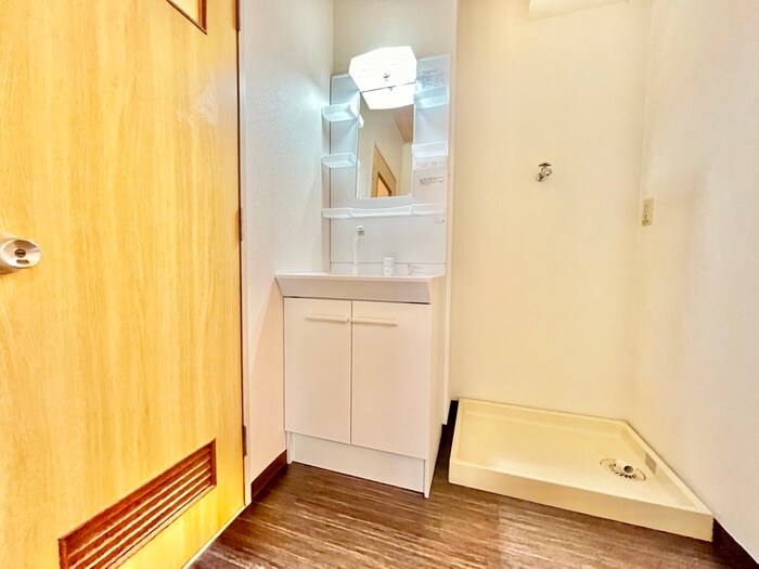 物件内観写真9　(洗面)