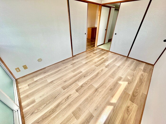 物件内観写真14　(居室)