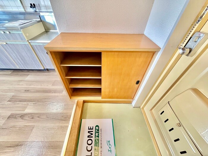 物件内観写真15　(靴箱)