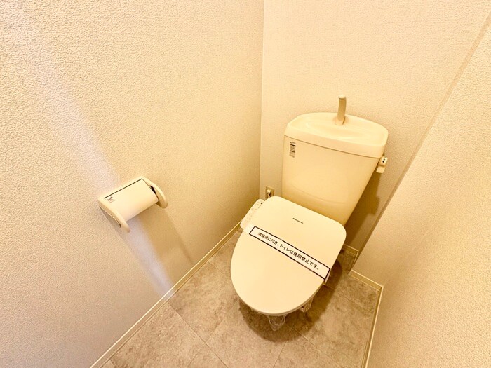 物件内観写真7　(トイレ)