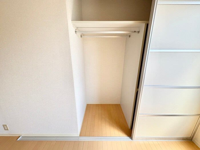 物件内観写真9　(収納)