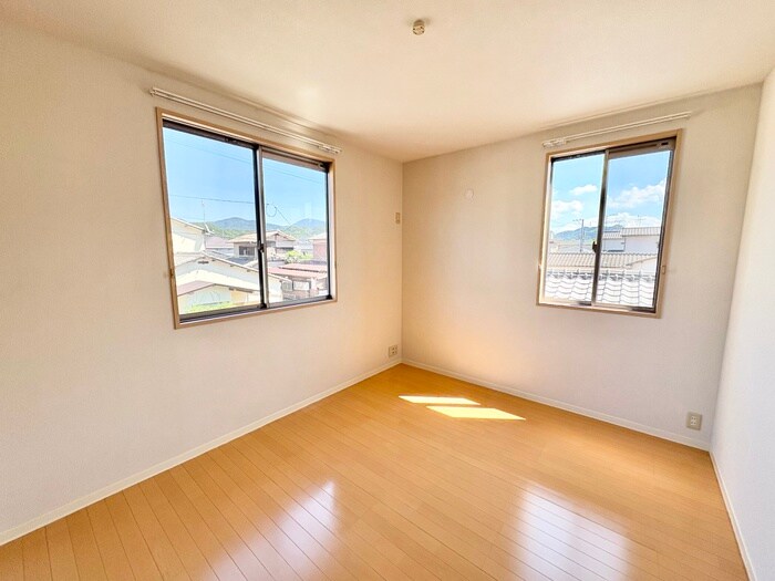 物件内観写真15　(居室)