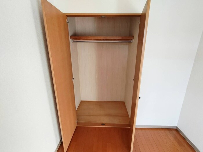 物件内観写真10　(収納)