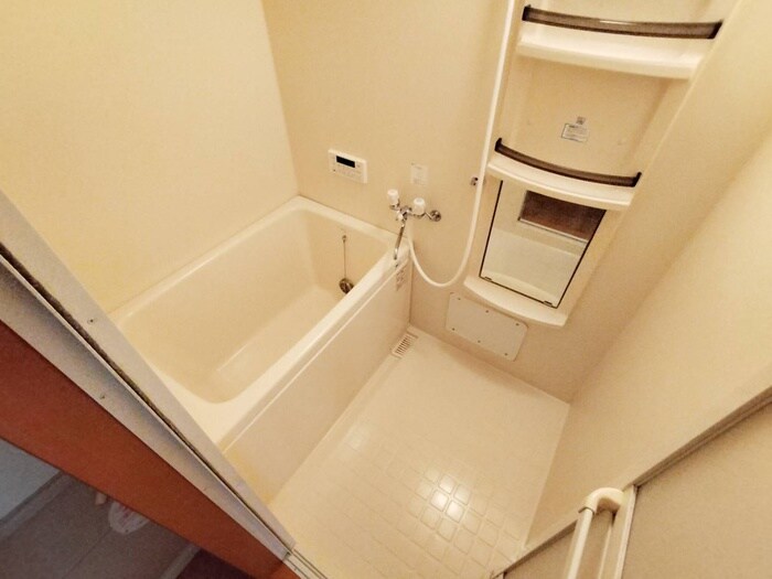 物件内観写真12　(バス／シャワールーム等)