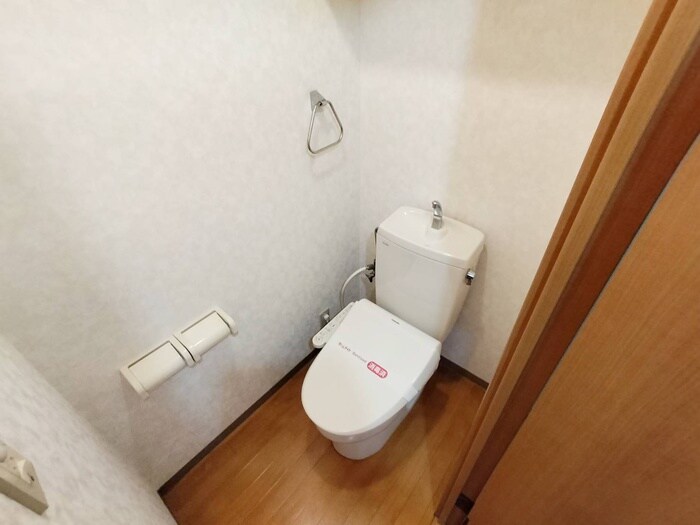 物件内観写真14　(トイレ)