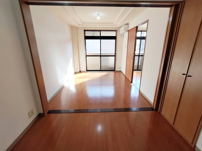 物件内観写真17　(居室)