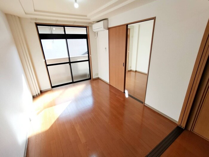 物件内観写真18　(居室)