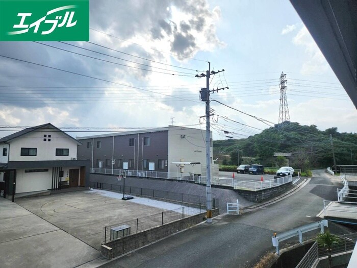 物件内観写真16　(室内からの展望)