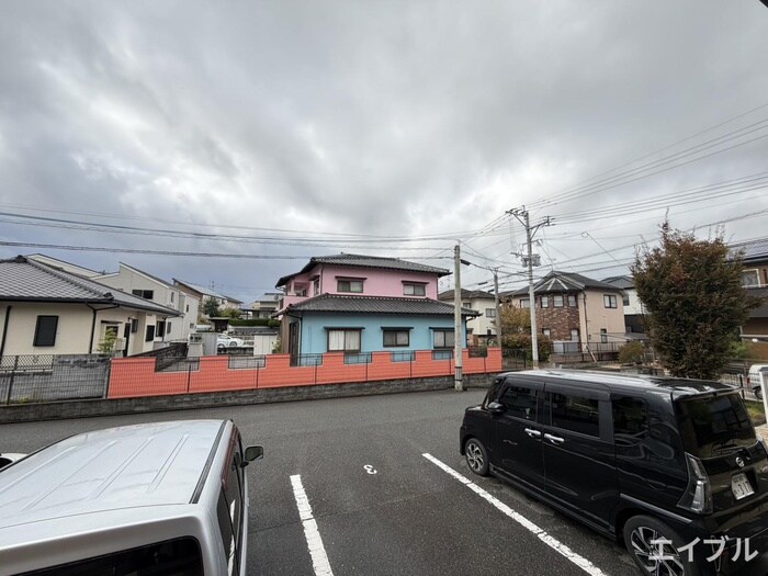 物件内観写真22　(室内からの展望)