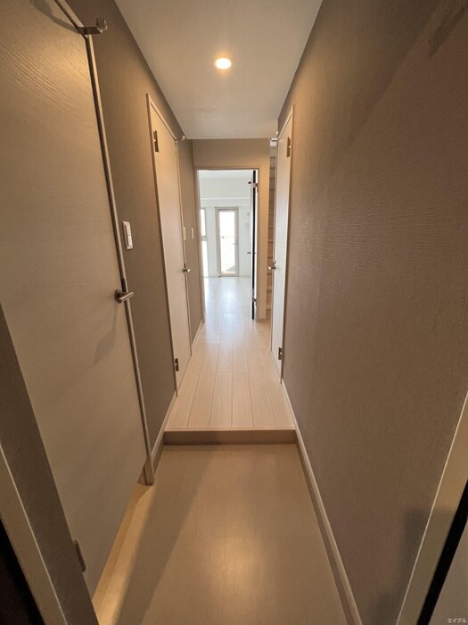 物件内観写真21　(玄関)