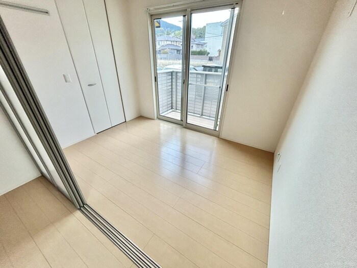 物件内観写真14　(居室)