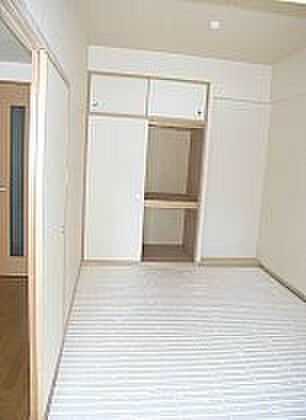 物件内観写真9　(居室)