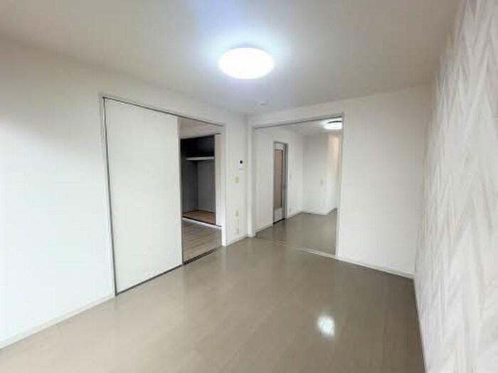 物件内観写真5　(居室)