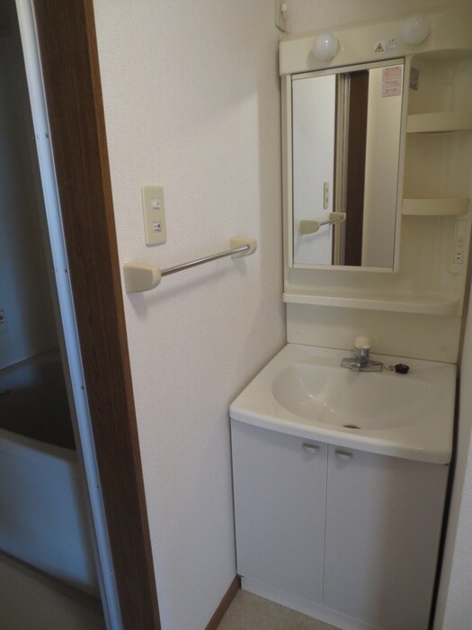 物件内観写真13　(洗面)