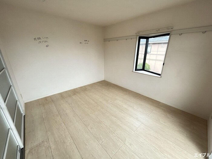 物件内観写真19　(居室)