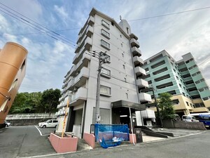 シャトレ岸ノ浦外観写真
