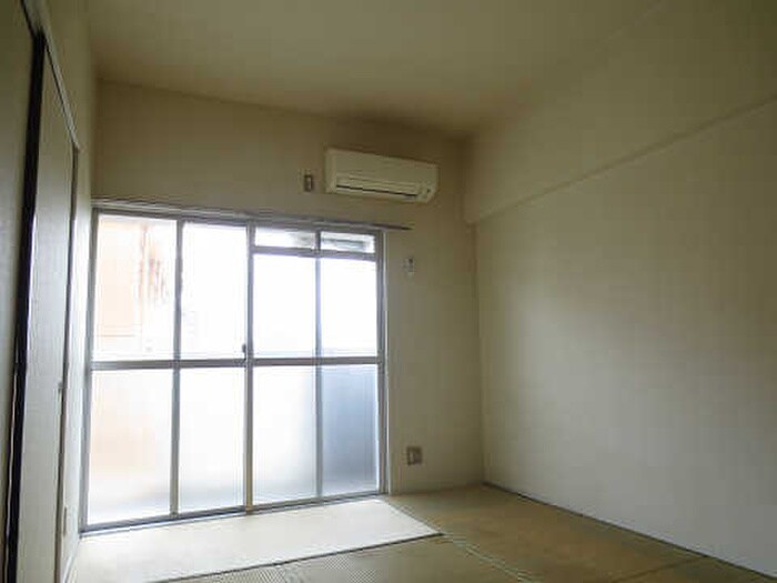 物件内観写真7　(居室)