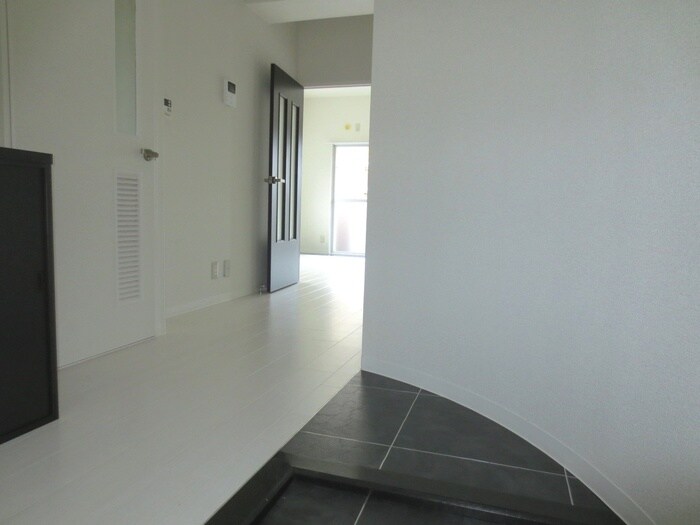 物件内観写真7　(廊下)