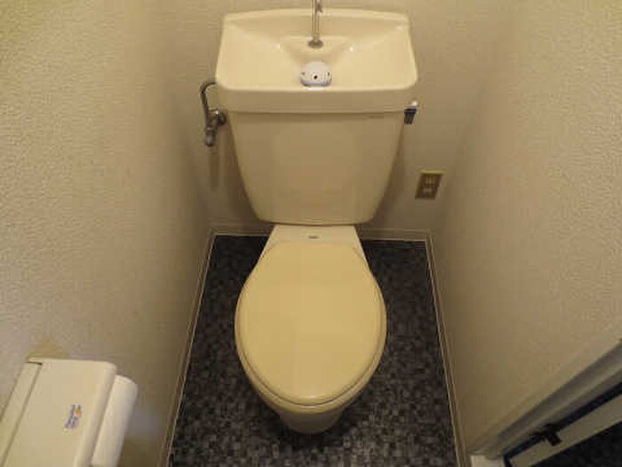 物件内観写真10　(トイレ)