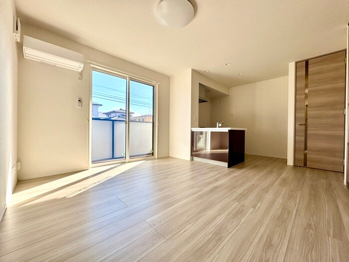 物件内観写真7　(居室)