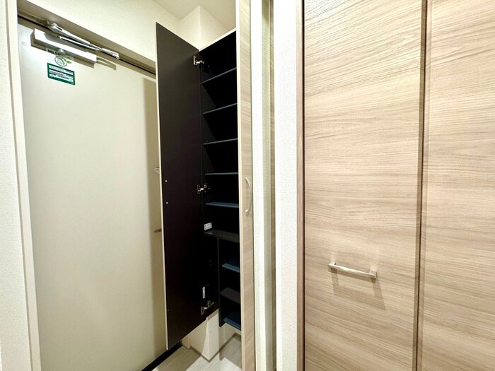 物件内観写真17　(靴箱)