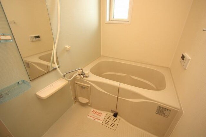 物件内観写真10　(バス／シャワールーム等)