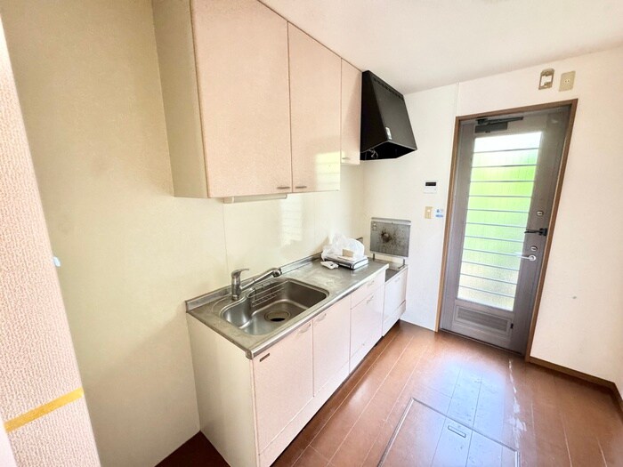 物件内観写真3　(キッチン)