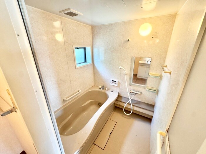 物件内観写真4　(バス／シャワールーム等)