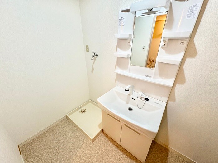 物件内観写真12　(洗面)