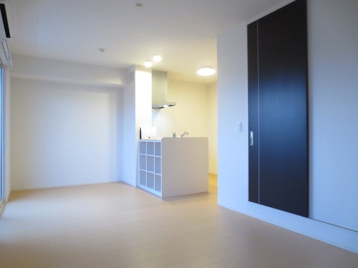 物件内観写真4　(居室)