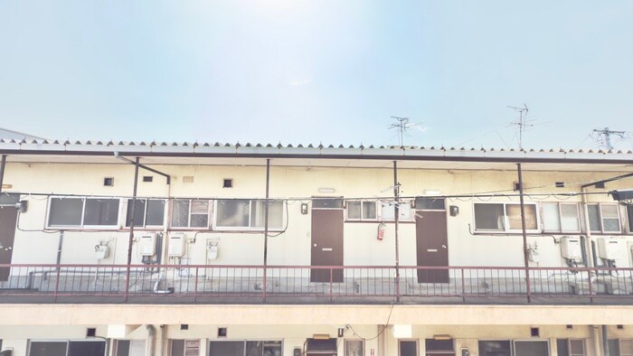 物件内観写真11　(室内からの展望)