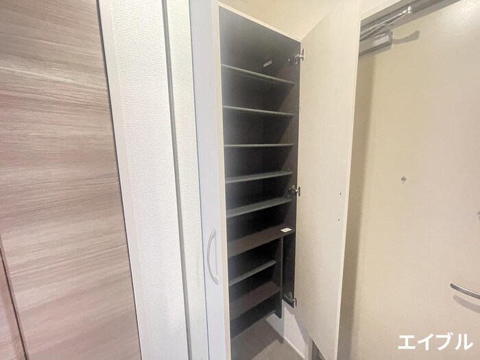 物件内観写真11　(靴箱)