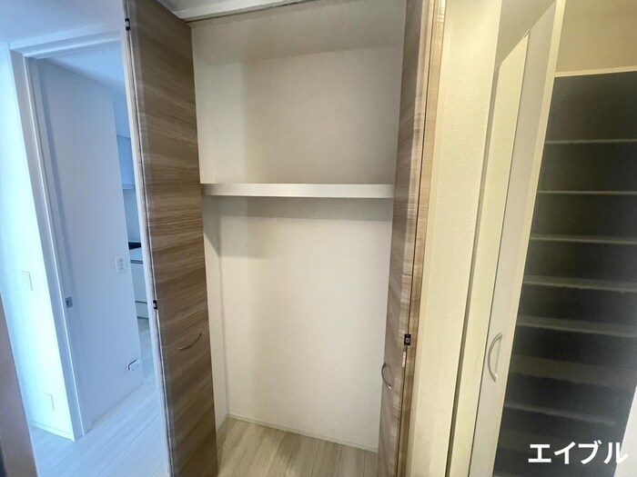 物件内観写真12　(収納)