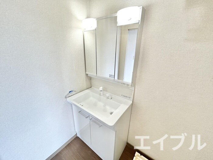 物件内観写真7　(洗面)