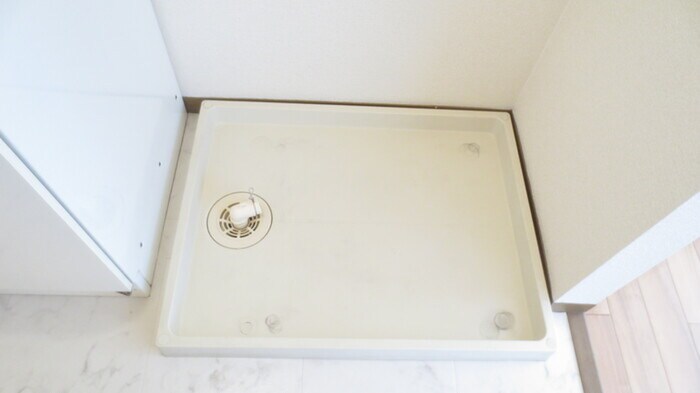 物件内観写真11　(洗濯機置場)