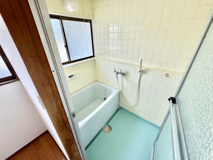 物件内観写真4　(バス／シャワールーム等)
