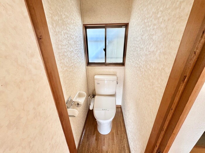 物件内観写真5　(トイレ)