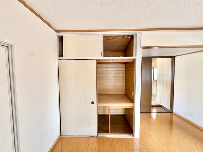 物件内観写真8　(収納)