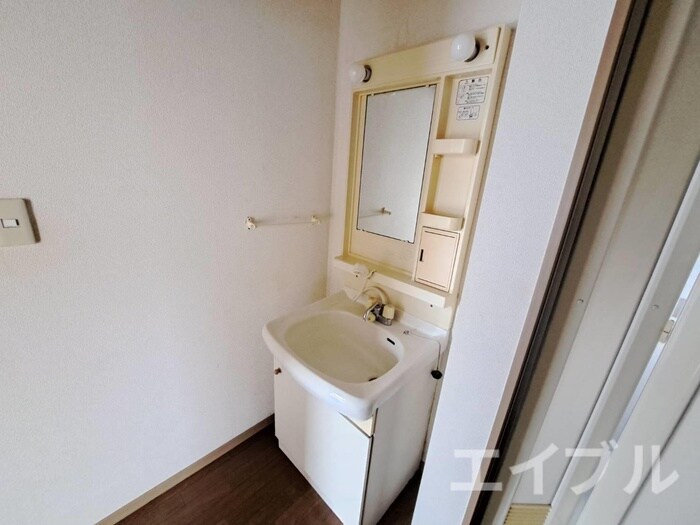 物件内観写真7　(洗面)