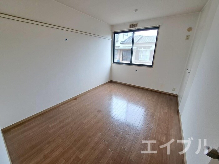 物件内観写真10　(居室)