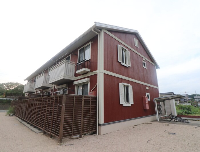 物件外観写真1　(外観写真)