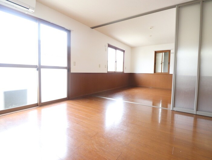 物件内観写真8　(居室)