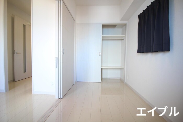 物件内観写真12　(居室)