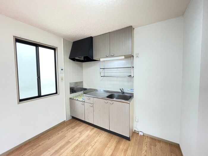 物件内観写真5　(居室)