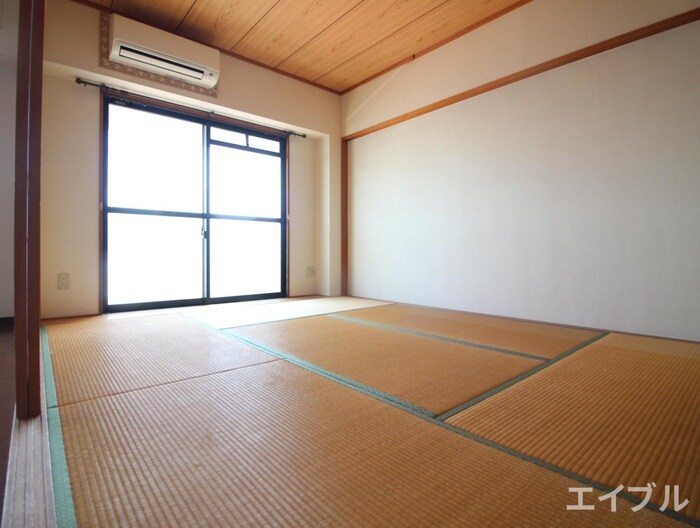 物件内観写真6　(居室)