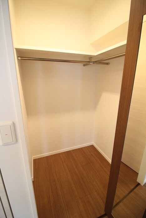 物件内観写真10　(収納)