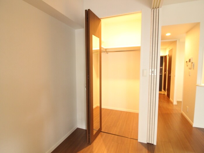 物件内観写真21　(収納)