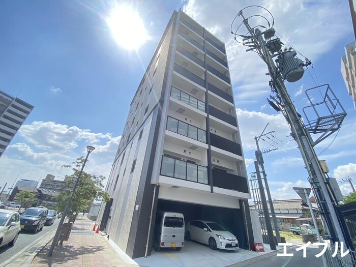 物件外観写真6　(駐車場)