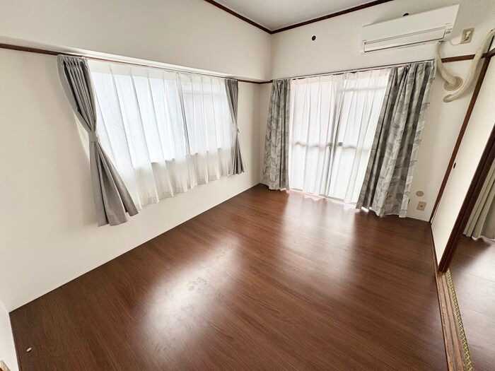 物件内観写真19　(居室)