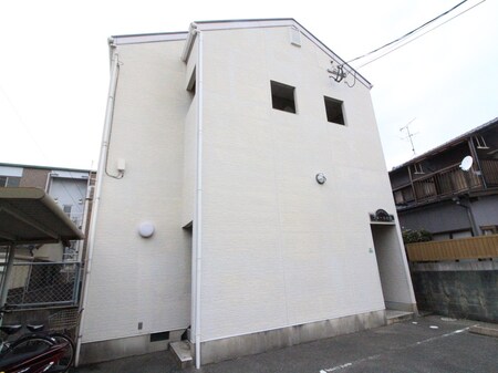 フル－ル松田外観写真